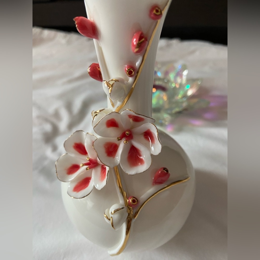 🌷NWT Delicate,Simple Beautiful,Small Bud Vase,Great 4 Flowers,Gift,Collectible🌸 - Picture 8 of 16